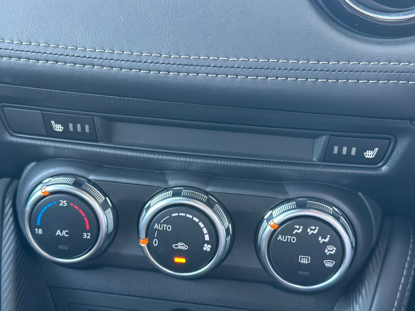 Mazda Demio 2017 Blue